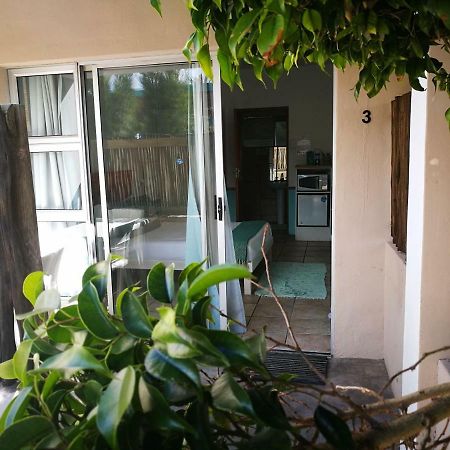 Due South Guest House Langebaan Εξωτερικό φωτογραφία