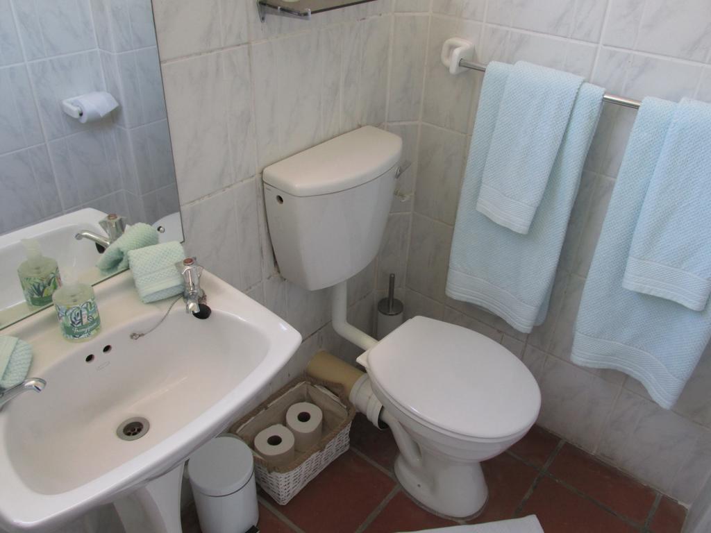 Due South Guest House Langebaan Εξωτερικό φωτογραφία