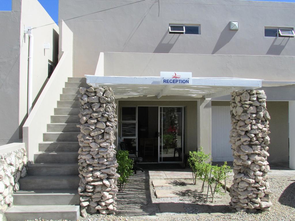 Due South Guest House Langebaan Εξωτερικό φωτογραφία